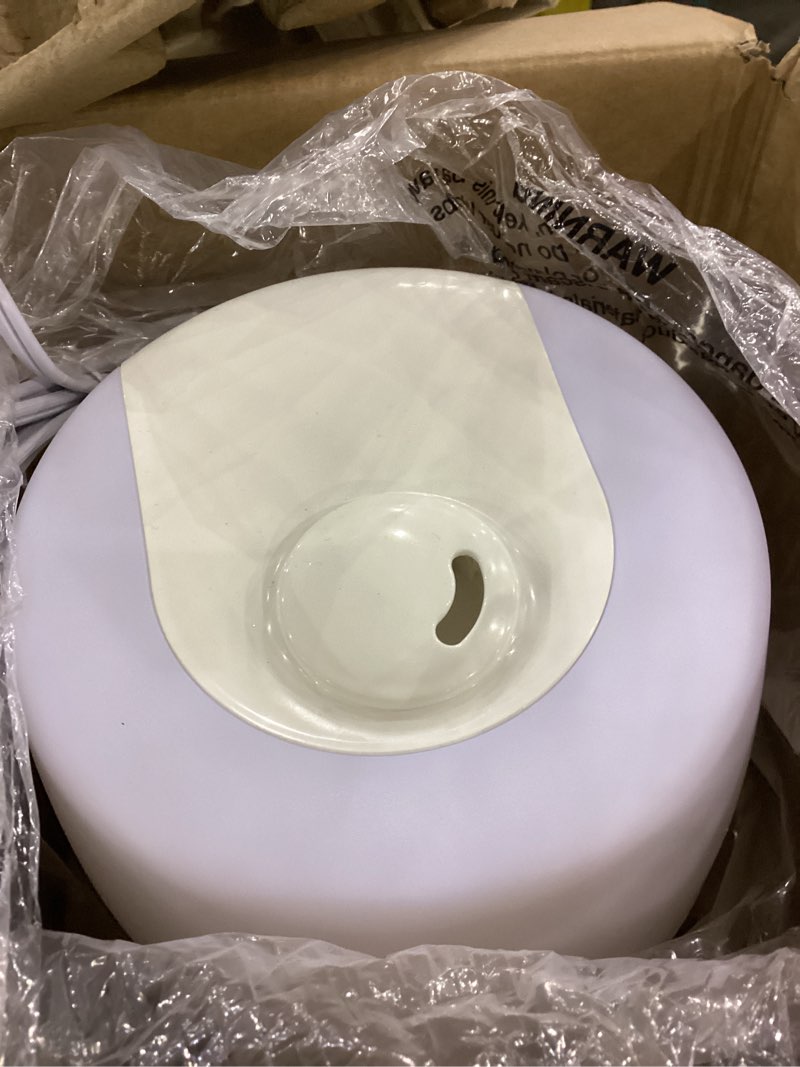 Condition photo showing New/Like New for Vicks NaturalCare Cool Mist Ultrasonic Humidifier (VUL530), White, Small Room – Humidifier and Diffuser with Nighttime Light, Works with Vicks VapoPads