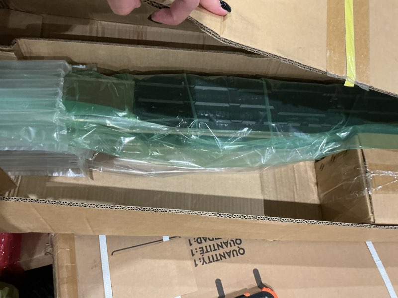 Condition photo showing Good Condition for yhtauto 4.25" running boards side steps fit ford f-150 15-26, f-150 lightning 2022-2026, f-250/f-350/f-450/f-550 super duty 17-26 (crew cab/supercrew) stainless steel polished chrome, truck side step 4.25 inches