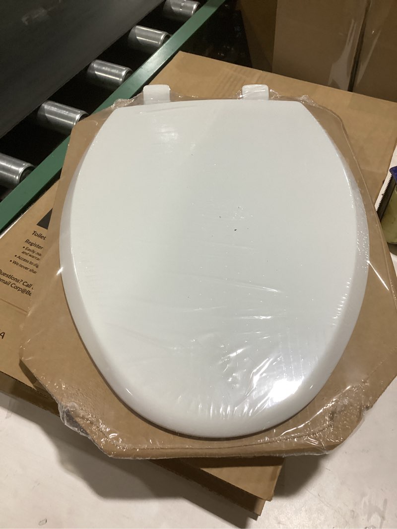 Condition photo showing New/Like New for mayfair 1847slow 000 kendall slow-close  removable enameled wood toilet seat that will never loosen  1 pack elongated - premium hinge  white