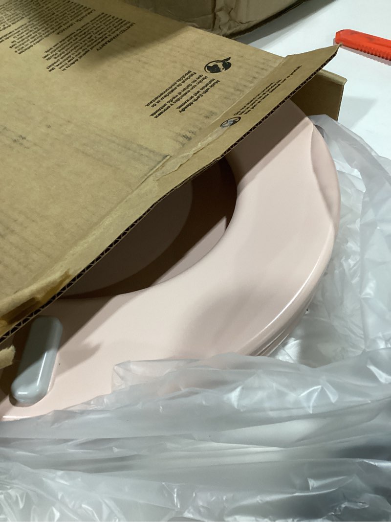 Condition photo showing Good Condition for Bemis 500EC063 Round Closed Front Toilet Seat with Cover in Venetian Pink