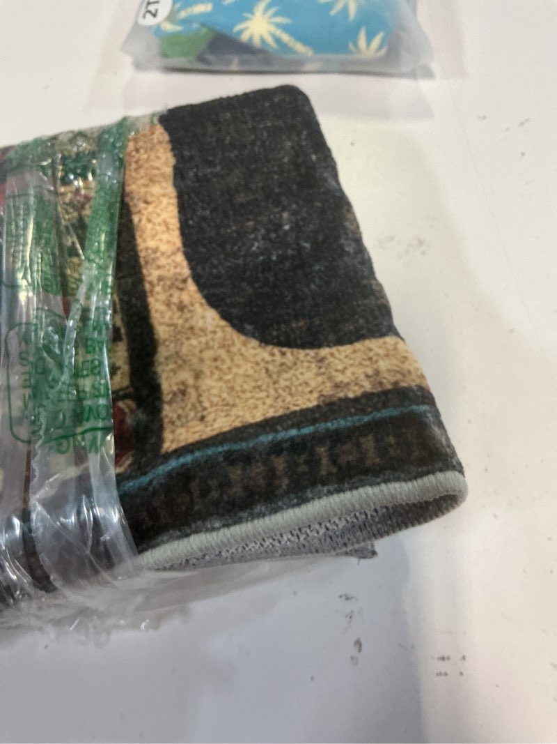 Condition photo showing New/Like New for yihouse rustic cabin area rug 4x6,machine washable lodge bear rug,non-slip low pile print pattern western rug for living room bedroom brown 4'x6' (rectangular)