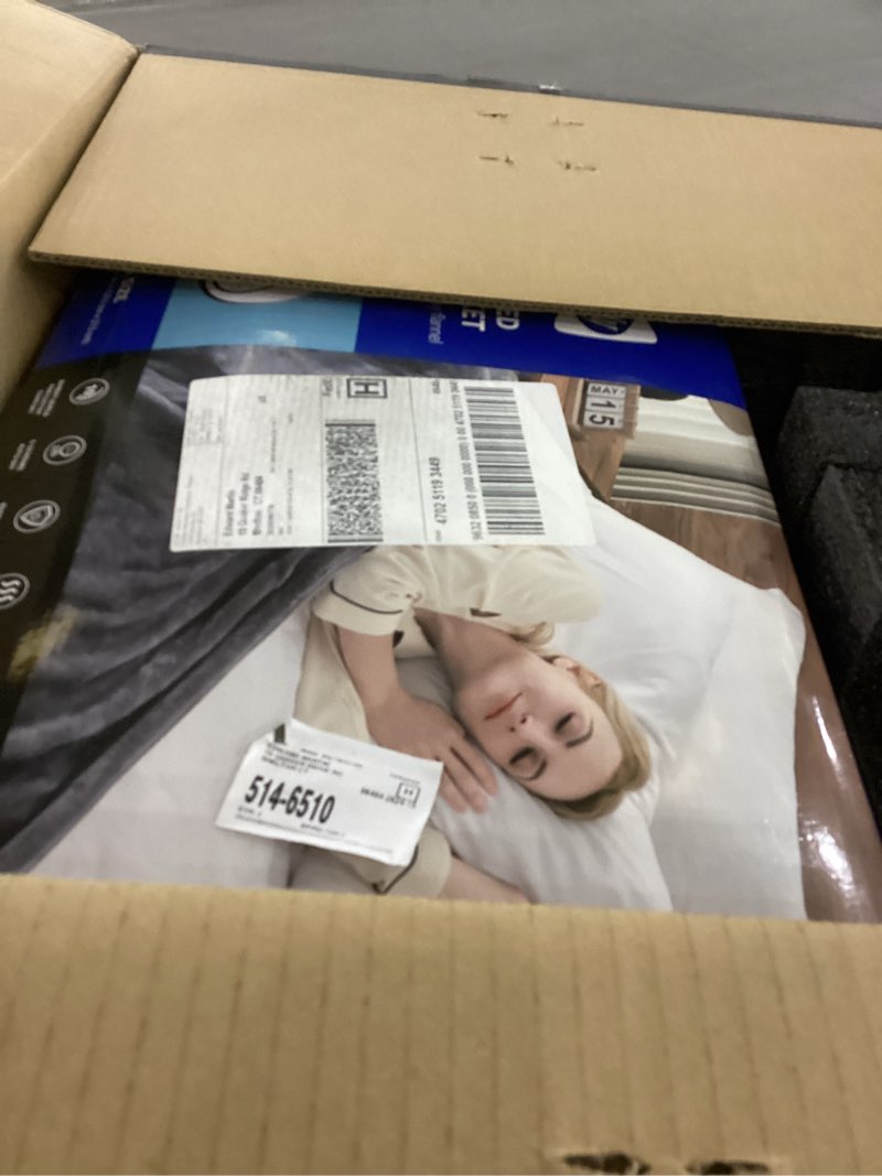 SEALY Flannel Heated Blanket