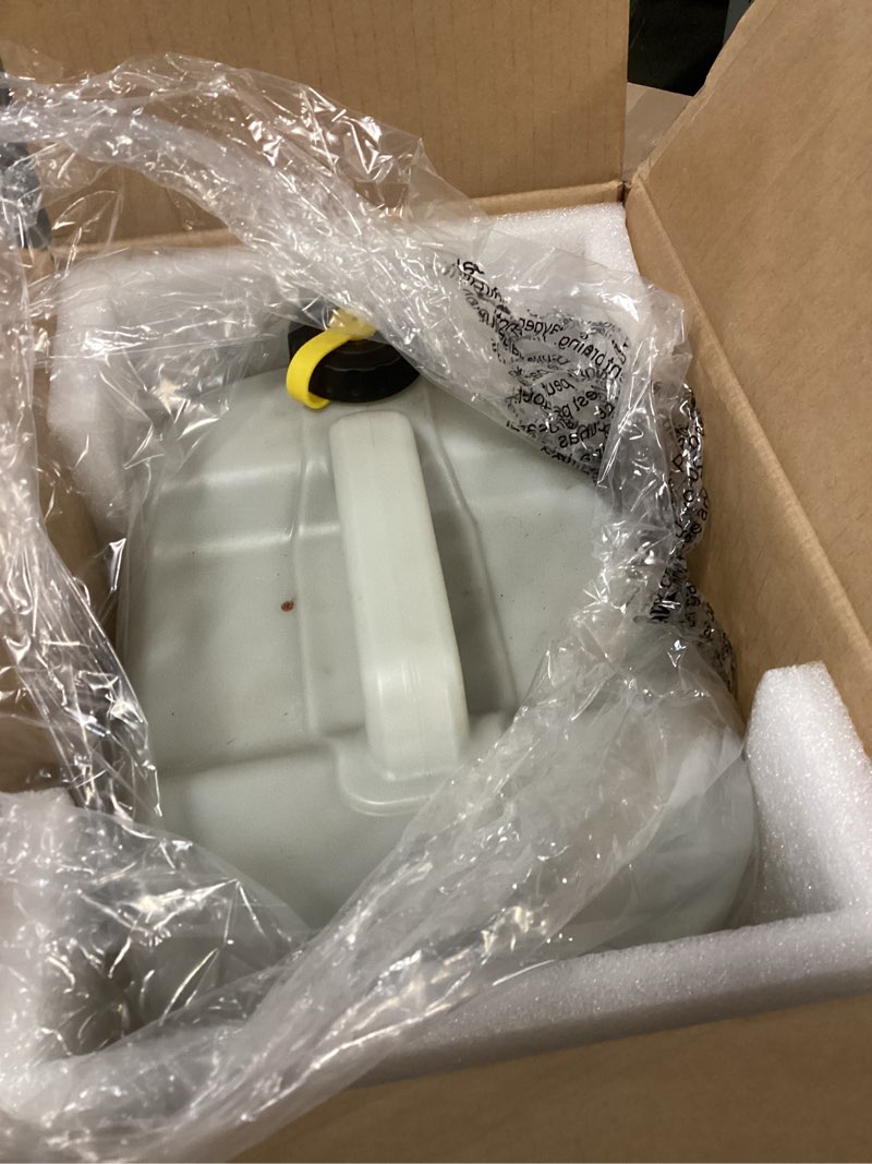 Condition photo showing As Is for Fanttik NB8 Nano Portable Cordless Electric Sprayer w/2.1Gal Tank, Retractable Spray Head, 2600mAh Lithium Battery, IPX5, 72-98PSI, Portable Pressure Washer for Garden, Camping Shower and Pet Cleaning