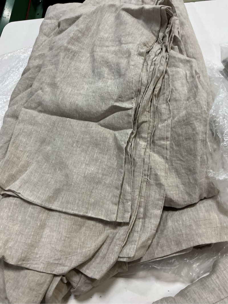 Condition photo showing Good Condition for quince  european linen duvet cover set, king/cal king, natural chambray