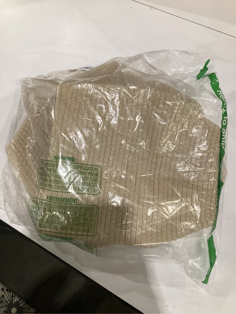 Condition photo showing Good Condition for 4 pack storage baskets for organizing, woven baskets for shelves - perfect for toys, books, towels, and clothes, durable gift basket bins toy storage, 12.7''l x9''w x7.8''h, jute jute small/12.7''lx9''wx7.8''h
