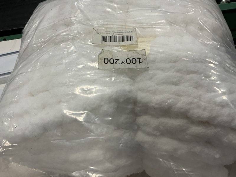 Condition photo showing New/Like New for penkermar chunky knit blanket chenille throw hand made soft warm blanket for bed sofa chair home dec
