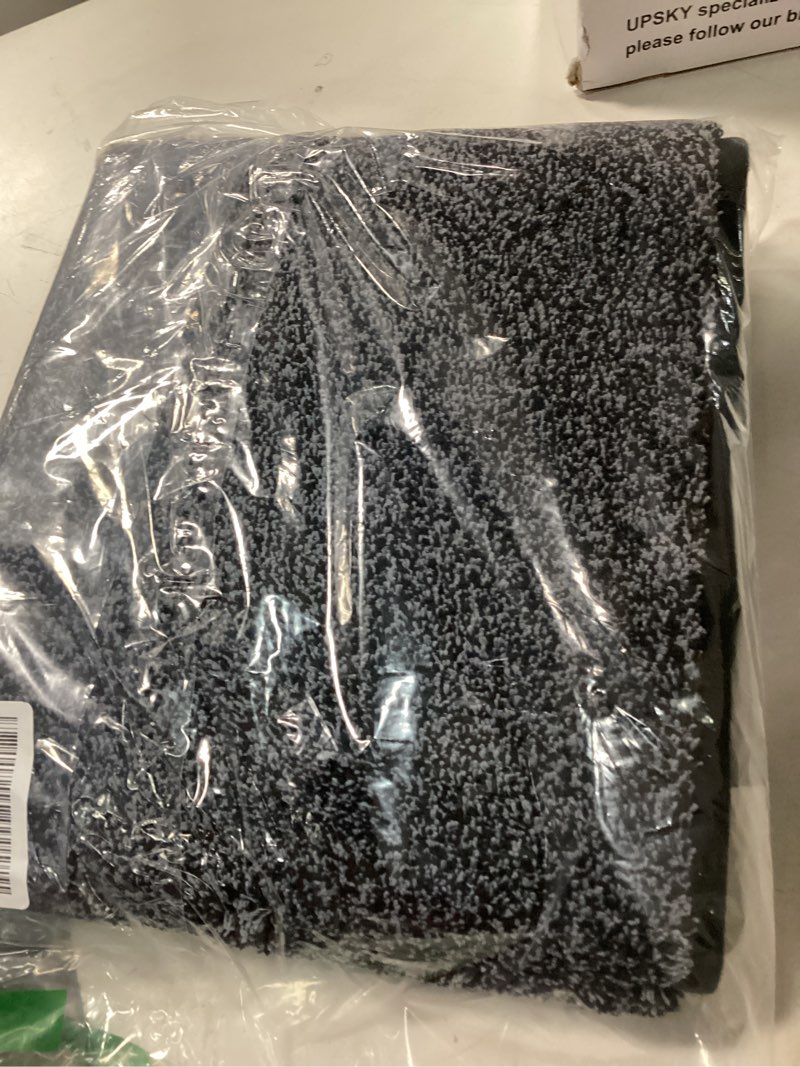 Condition photo showing Good Condition for purrugs dirt trapping door mat 20" x 31.5", non-slip machine washable entryway rug, dog doormat, indoor front door mat, super absorbent entry rug for muddy shoes & paws, bluish grey-black bluish grey-black 20" x 31.5"