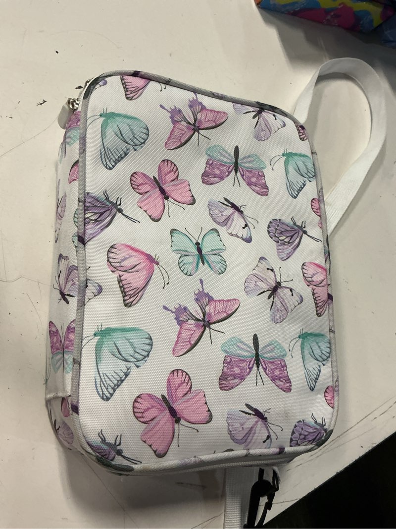 Condition photo showing Good Condition for wiwens bento lunch box for kids with 12oz soup thermo leak-proof lunch food container with 5 compartment thermo hot food jar and insulated lunch bag for kid toddler girls boys to school white2