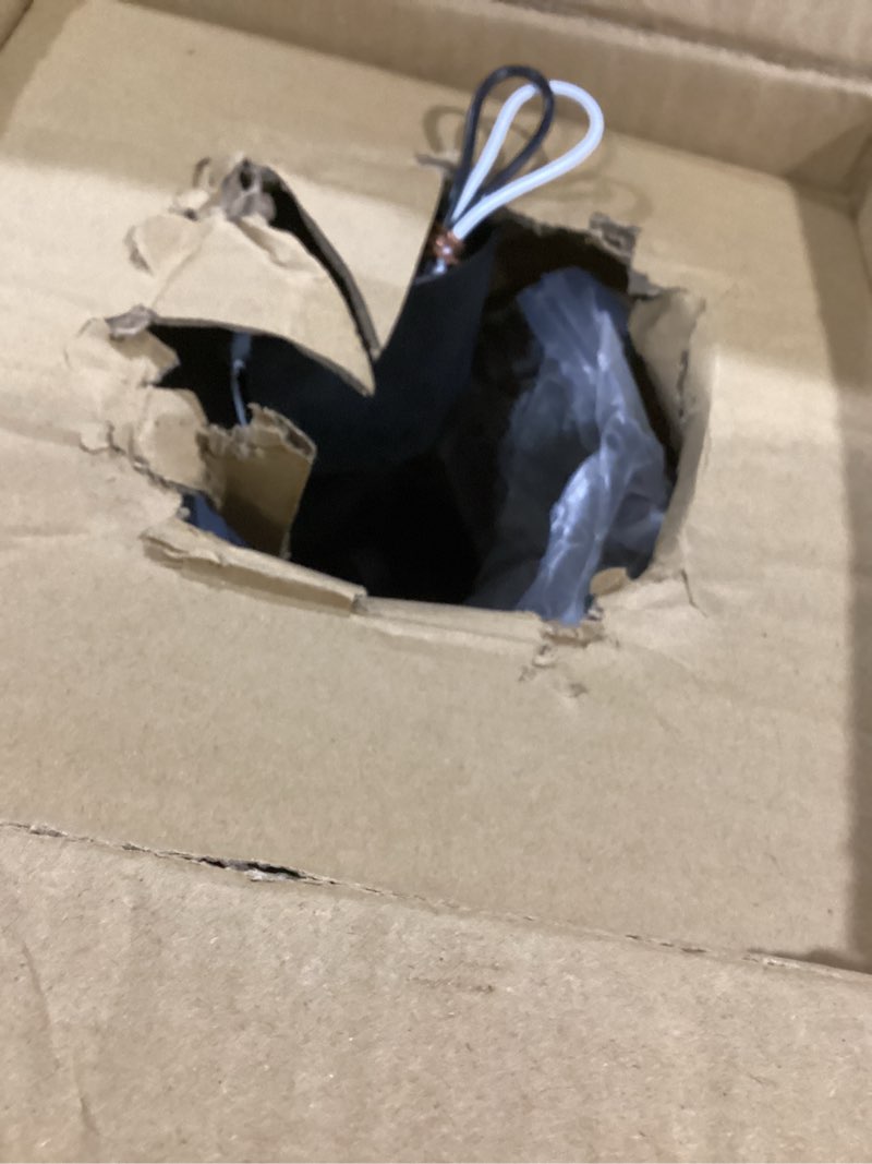 Condition photo showing Good Condition for nuvo 3 light - 21 in. post lantern - clear beveled glass black