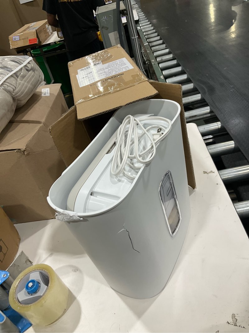 Condition photo showing Good Condition for Amazon Basics Cross Cut Paper and Credit Card Shredder for Security - 8-Sheet, Heavy Duty, White 8 Sheet White