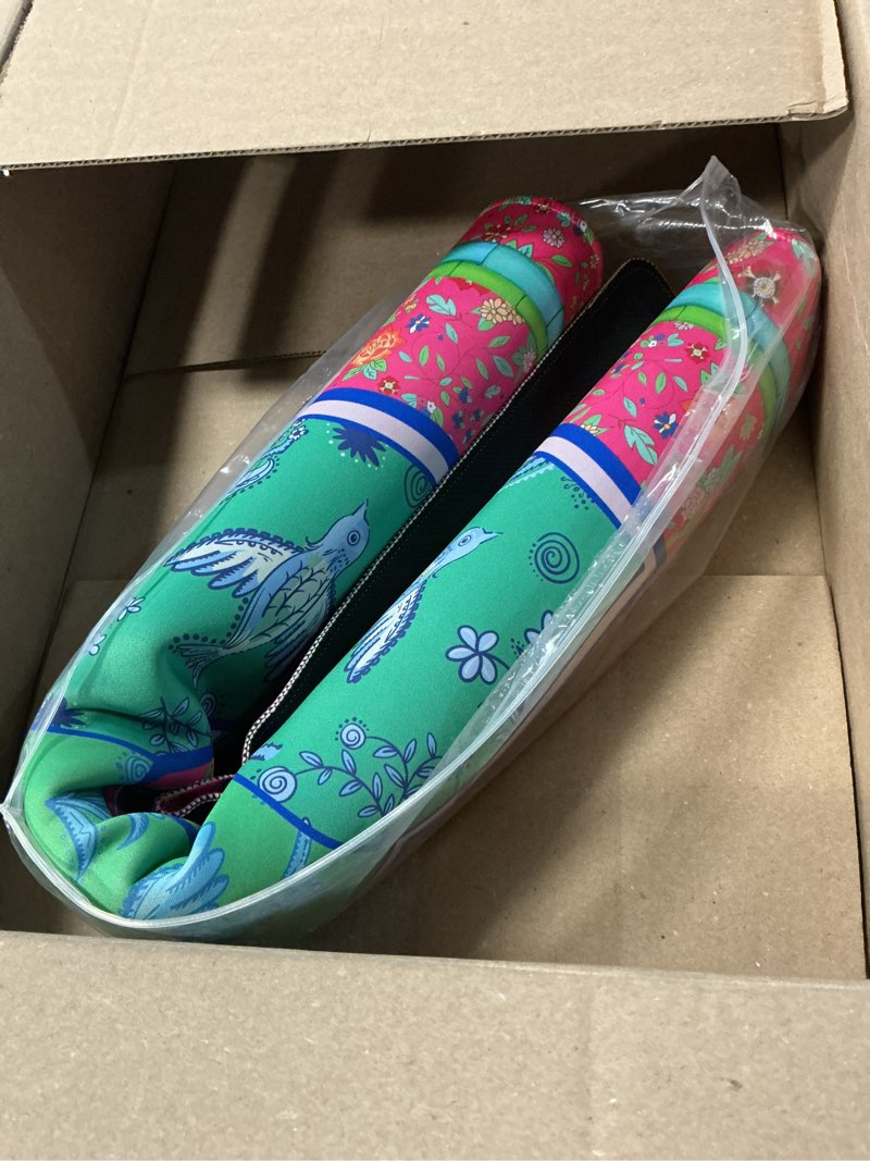 Condition photo showing Good Condition for mahjong mat with carrying bag and 3 dice, 31.5" x 31.5" noise reduction mahjong table cover, non slip gaming mat for board tile games poker card dominoes, mahjong gifts for women mahjong accessories a02