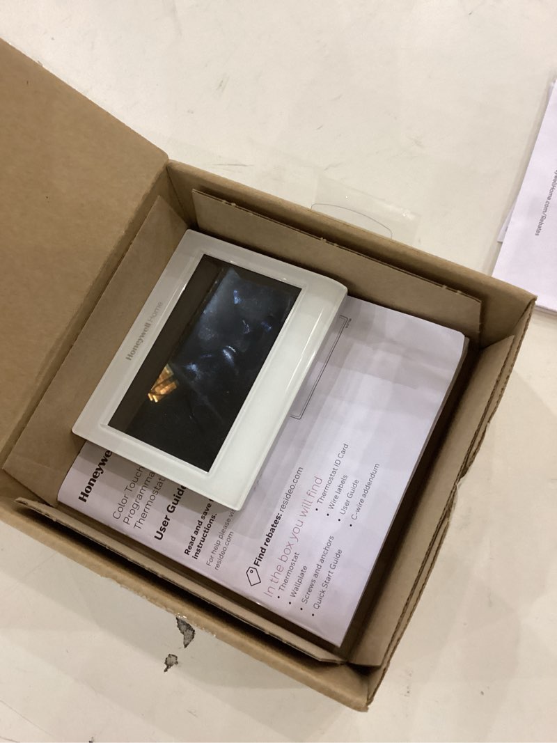 Smart color touchscreen programmable thermostat