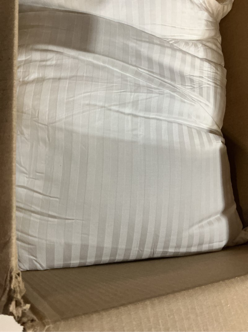 Condition photo showing Good Condition for Beckham Hotel Collection Bed Pillows Standard/Queen Size Set of 2 - Original Soft Down Alternative Pillow for Sleeping - Soft Support for Back, Stomach or Side Sleepers Queen / Standard White