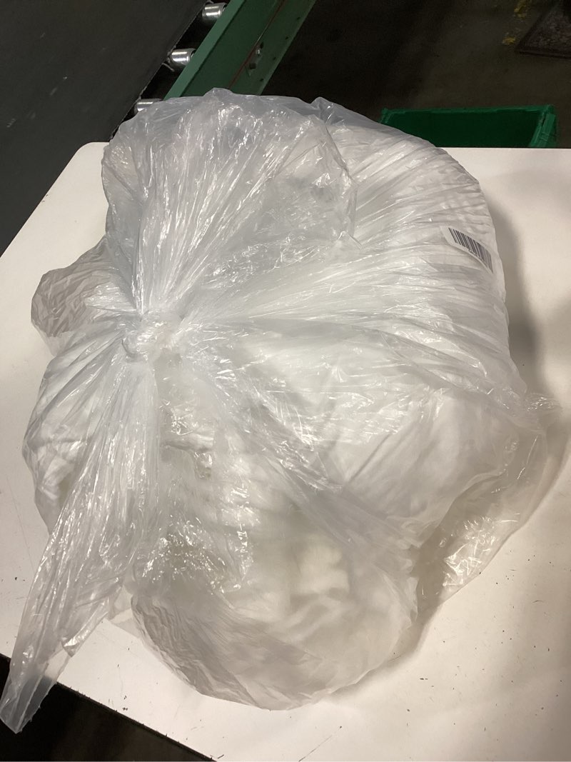 https://lotting-media.assets.bidfta.com/lotting_6534fda6-f39b-436c-87ce-5c42bf5f5731