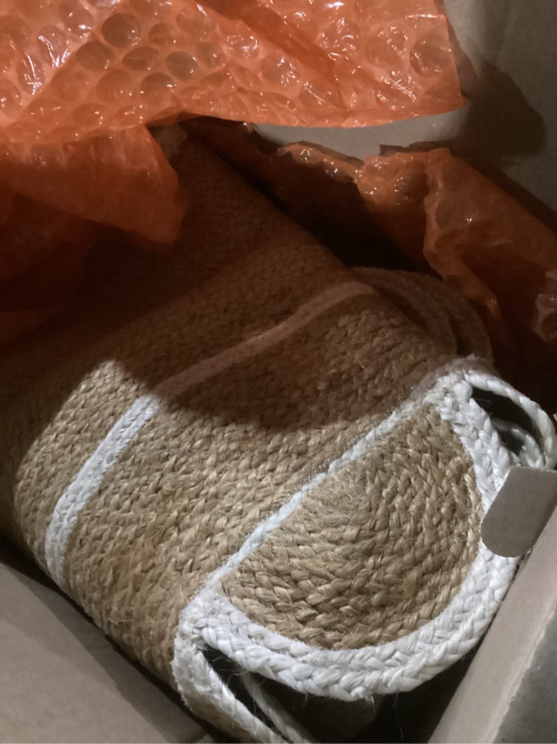 Condition photo showing New/Like New for garveehome scalloped washable rugs 8x10 area rugs for living room modern non slip throw rugs large rug for bedroom low pile non shedding stain resistant carpet for dining room 8 ft x10 ft jute jute 8' x 10' (rectangular)