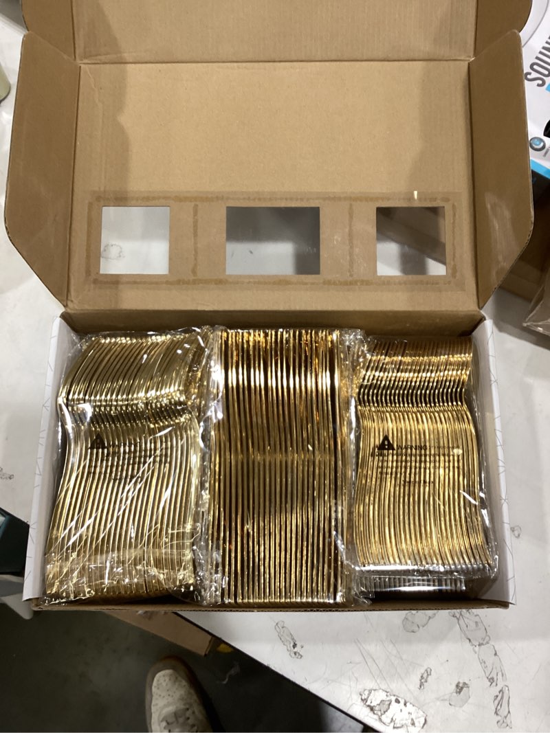 https://lotting-media.assets.bidfta.com/lotting_65385def-910e-4508-af4f-701fee7596c9