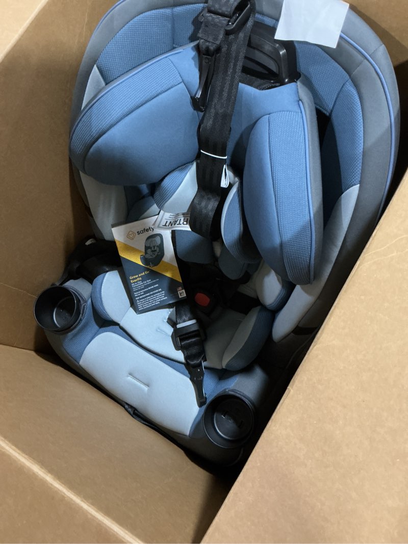Condition photo showing Good Condition for safety 1st grow and go all-in-one slim convertible car seat, rear facing, 5-40 lbs, forward facing (30–65 lbs), high back booster seat 40-100 pounds, alaskan blue alaskan blue original