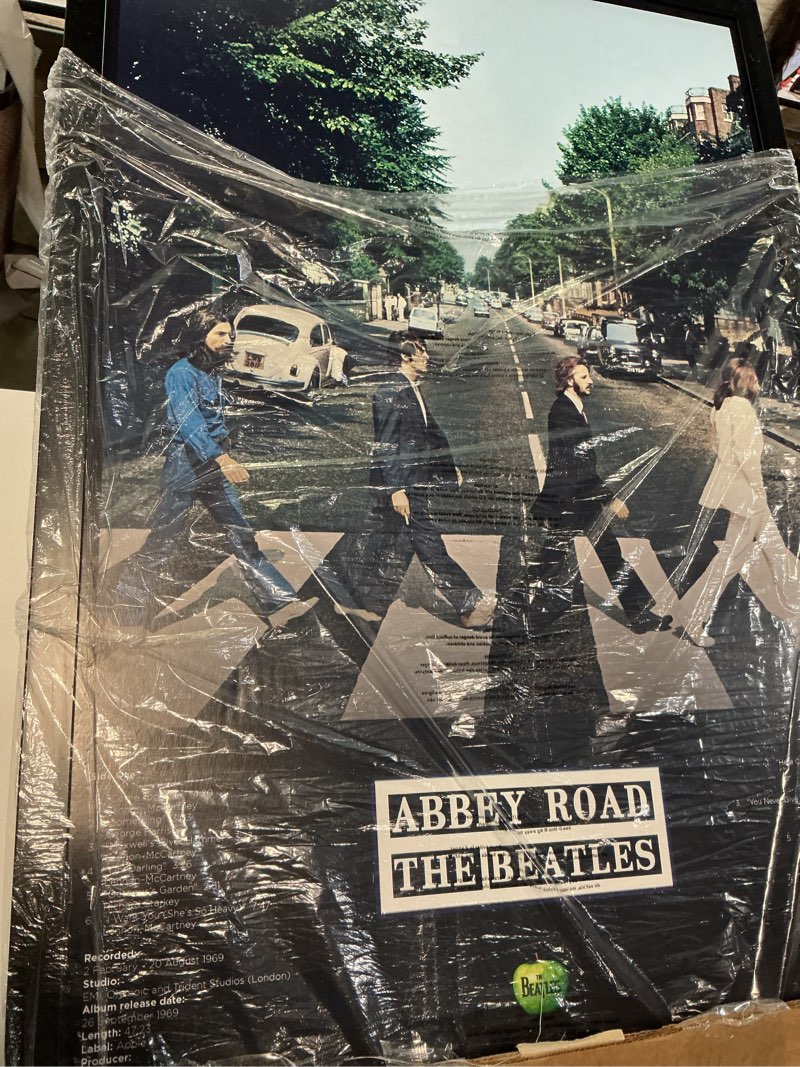 Condition photo showing Good Condition for 24x36 the beatles - abbey album wall poster, 24" x 36" framed  