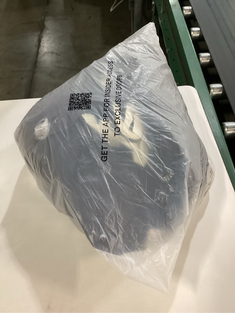 https://lotting-media.assets.bidfta.com/lotting_654ce2ae-a115-4961-aed9-9c49b81d14f5