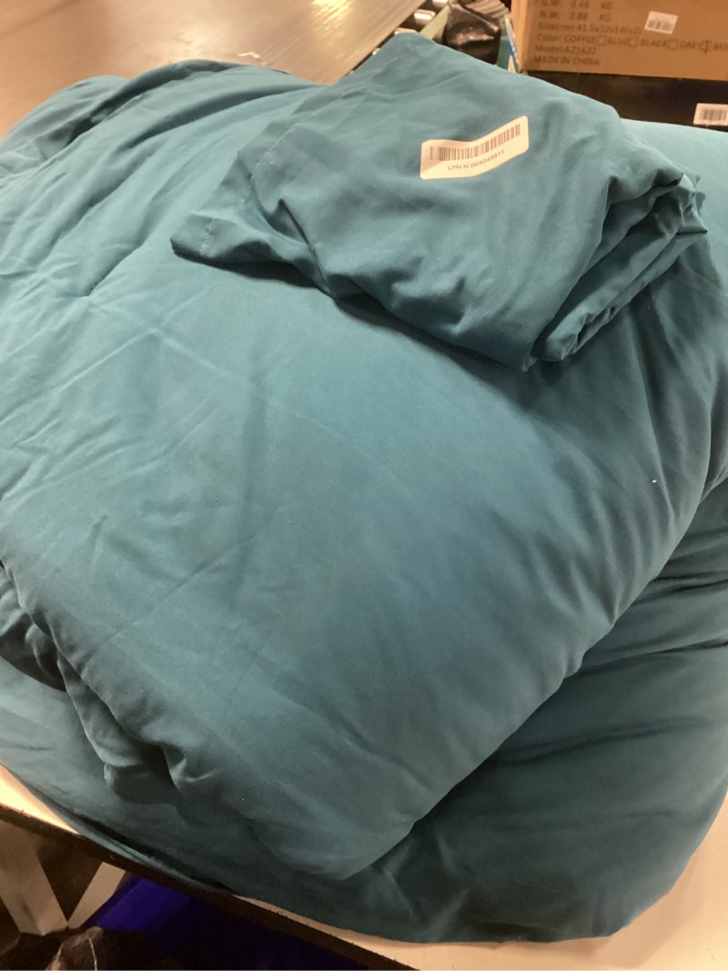 Condition photo showing Good Condition for litanika comforters teal oversized king size, 3 pieces lightweight solid bedding comforter set, all season fluffy bed set (120x98in comforter & 2 pillowcases)