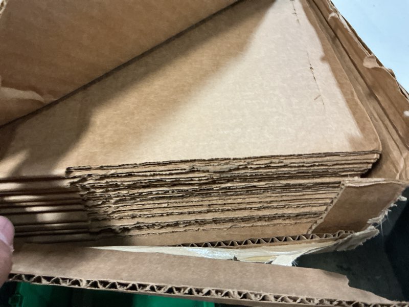 Condition photo showing Good Condition for amazon basics cardboard moving boxes for packing and shipping, medium size, 18" x 14" x 12", brown, 10-pack medium, 10-pack