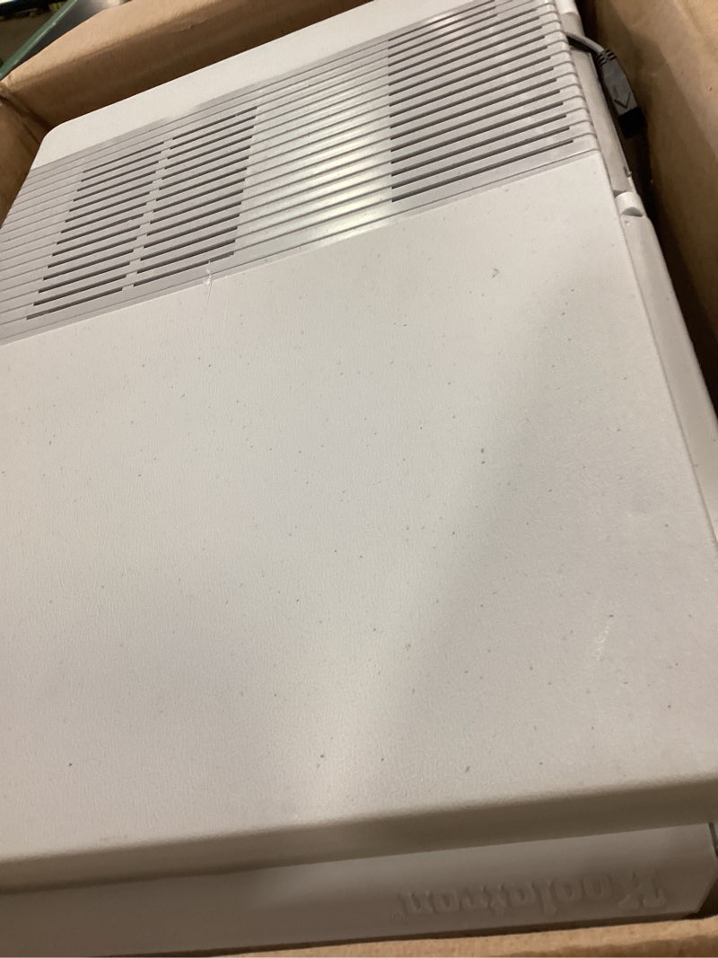 Condition photo showing Good Condition for Koolatron Portable Cooler - Electric Cooler for Car, Camping, Travel, 12 V Insulated Hard Sided Refrigerator for Vehicle, Boat, Truck, No Ice Cooling, Cools Drinks,Food for Road Trip, 33 qt W65 W65