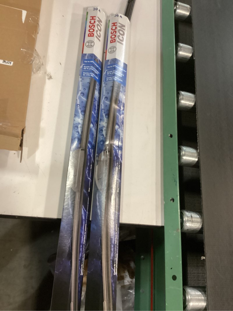 Condition photo showing New/Like New for bosch 26a20a icon beam wiper blades - driver and passenger side - set of 2 blades (26a & 20a) front (26a & 20a) icon combo pack (front)