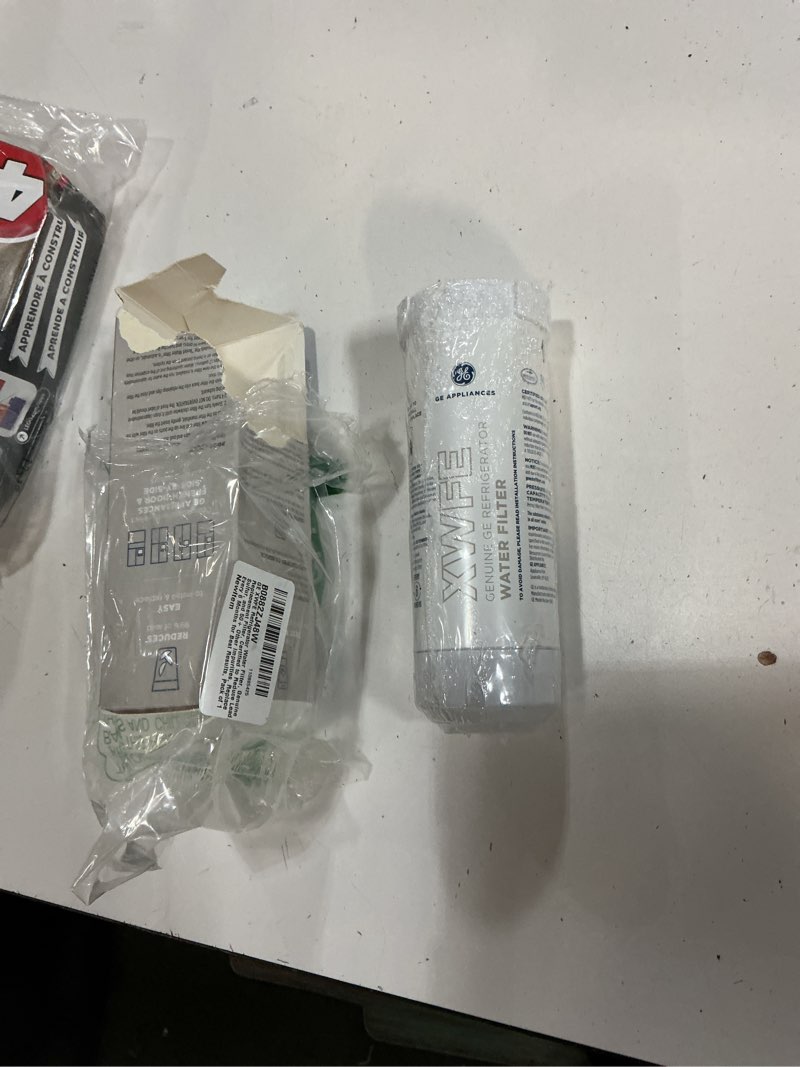 Condition photo showing New/Like New for ge xwfe refrigerator water filter, genuine replacement filter, certified to reduce lead, sulfur, and 50+ other impurities, replace every 6 months for best results, pack of 1