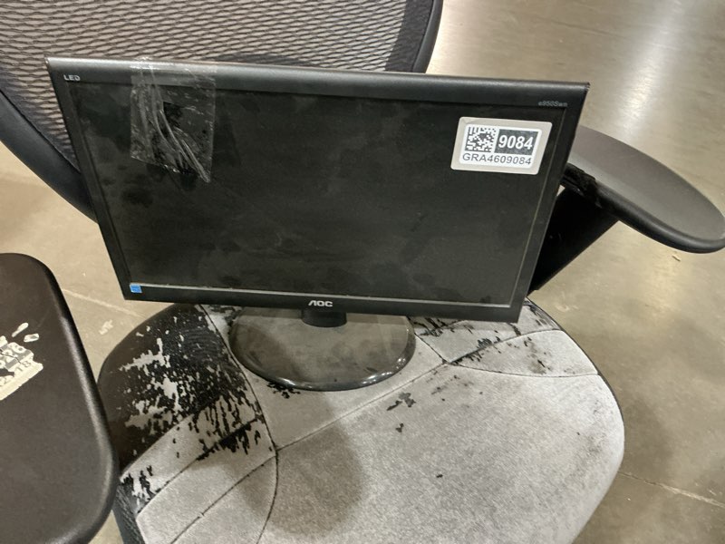 Condition photo showing Good Condition for an aoc 9508wn monitor