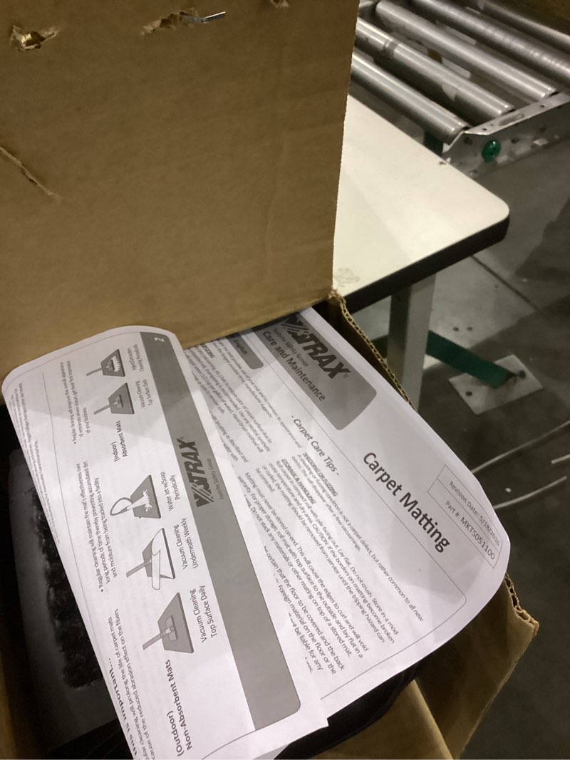 Condition photo showing Good Condition for Carpet matting for business entrance