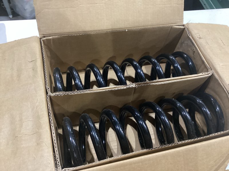 Condition photo showing Good Condition for moog 60148 coil spring set for chevrolet silverado 1500