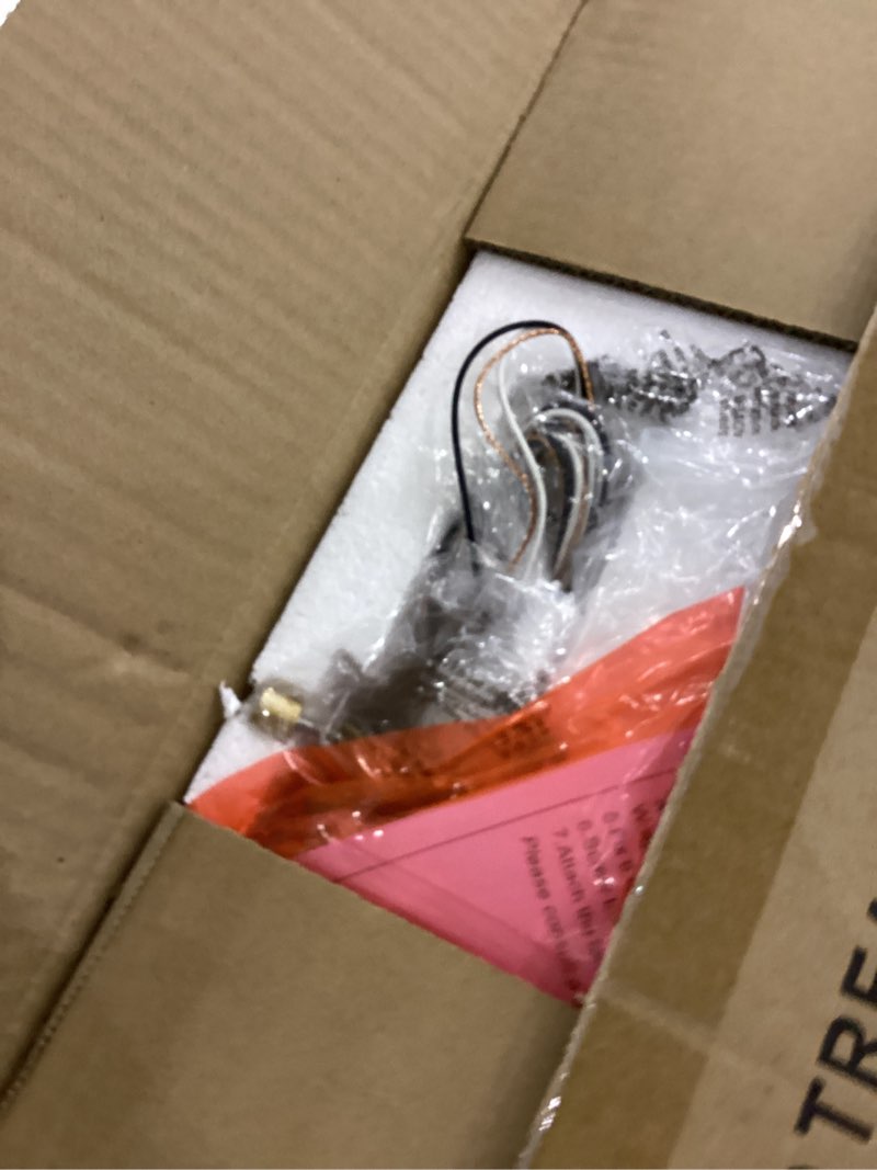 Condition photo showing New/Like New for DAYCENT Modern Pendant Lights Kitchen Island Gold Pendant Lighting with Clear Glass Shade 1-Light Brass Glass Hanging Light Fixtures Over Sink for Dining Room Hallway Living Room