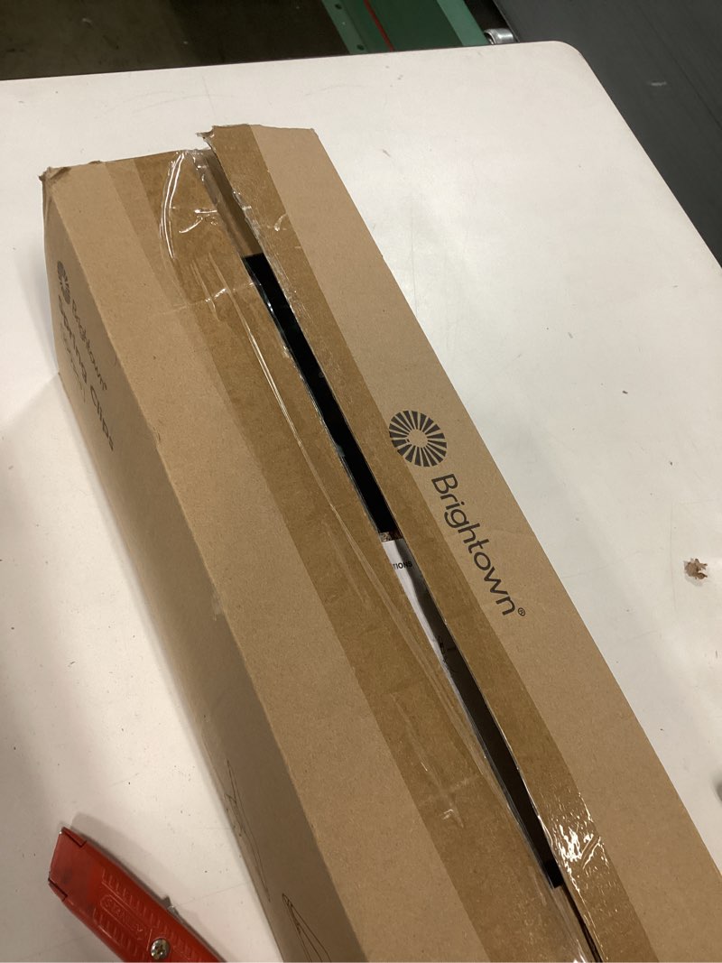 Condition photo showing Good Condition for C7 C9 Large Christmas Light Clips – Universal Gutter & Shingle Clips for E12/E17 Base, Mini & Icicle Lights – Outdoor Spring Clips for Roof, Fence, String Lights Decorations – 100 Pack Large Green 100 Pack