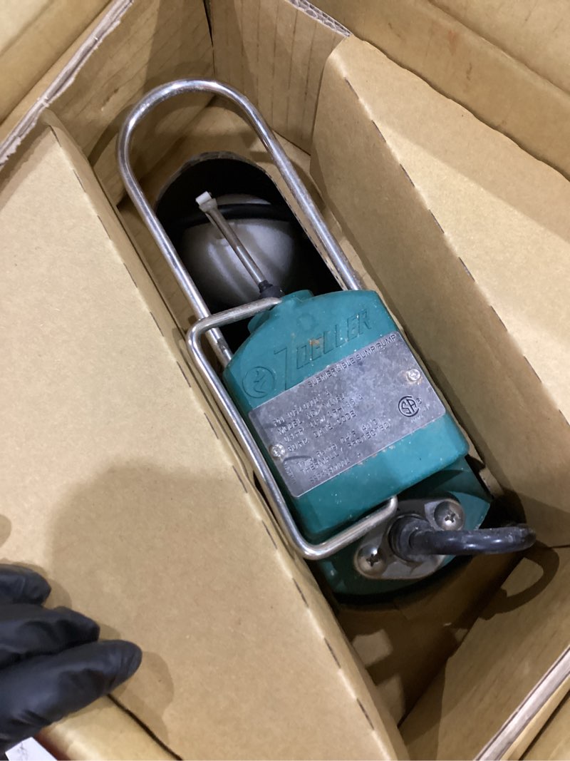 Condition photo showing As Is for zoeller 1/3 hp 2880 gph cast iron vertical float switch ac submersible sump pump