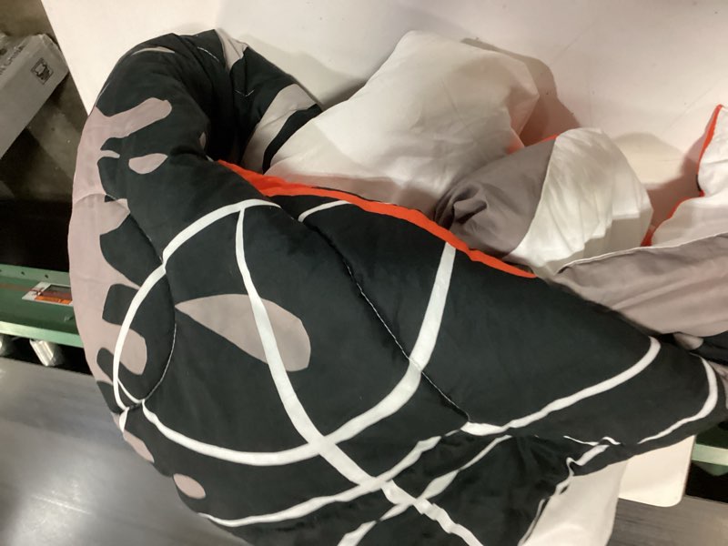 Condition photo showing As Is for (Incomplete)Bodhi Sports Comforter Twin Size Basketball Comforter Set for Teen Boys,Kids,Sports Boys Bedding Set with Pillowcases,Teen Boys Comforter Twin Size,Basketball Player Bedding