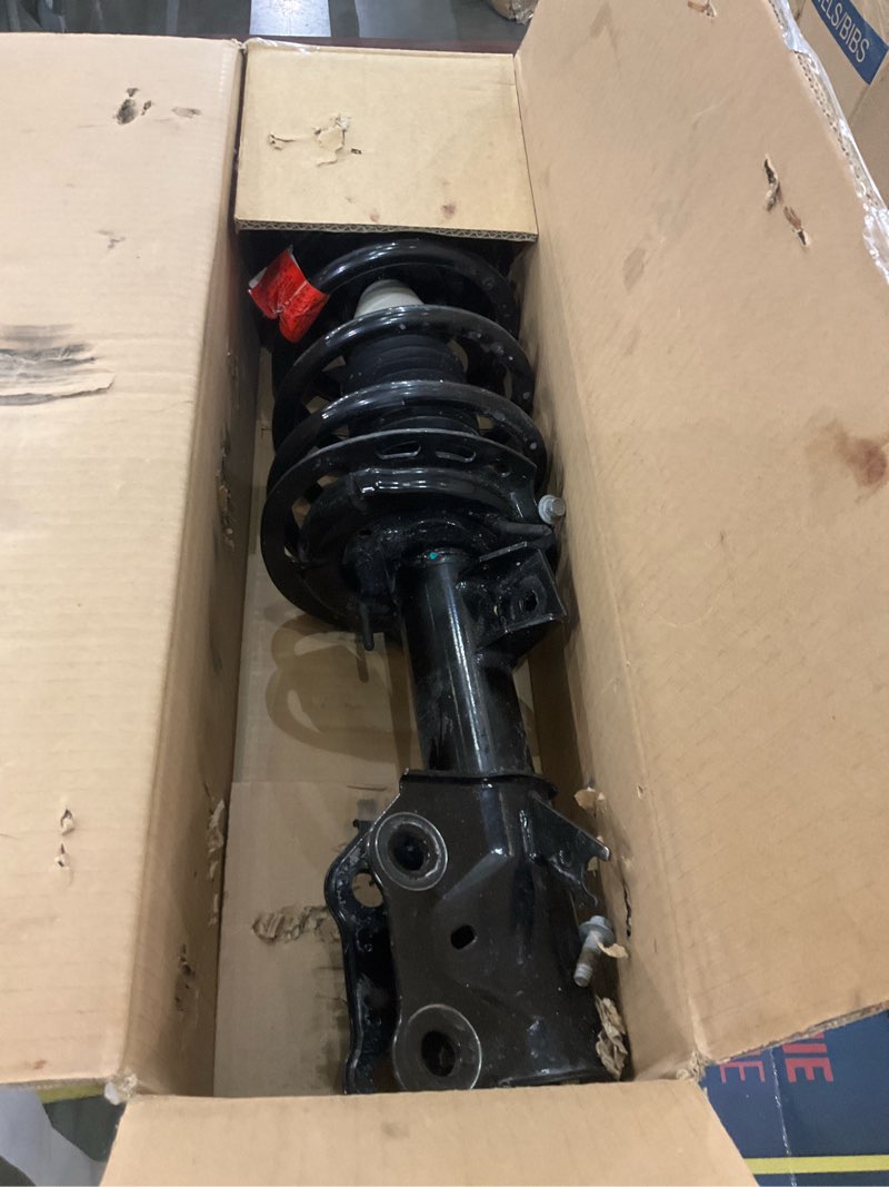 Condition photo showing Good Condition for Monroe Quick-Strut 172638 Suspension Strut and Coil Spring Assembly for Ford Fusion