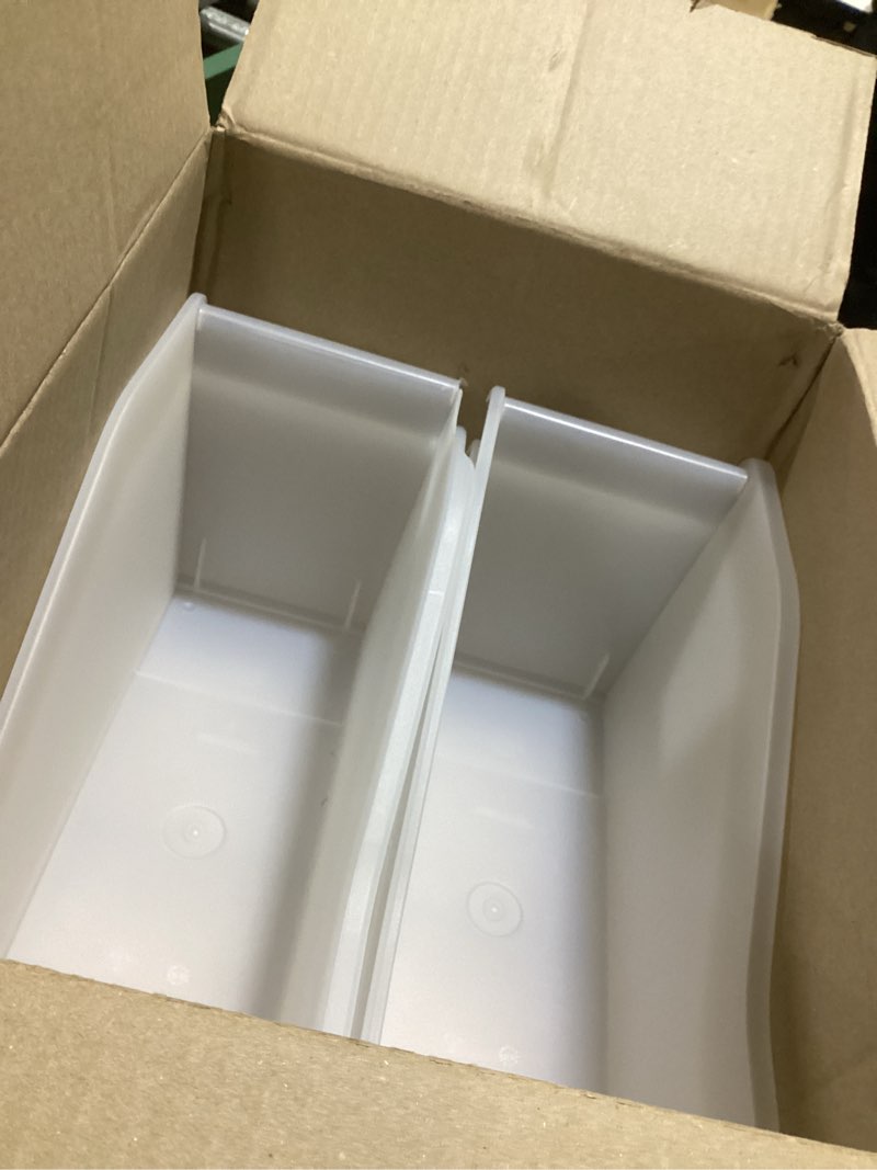 Condition photo showing Good Condition for teacher created resources white plastic book bin 4pack (tcr2088564)