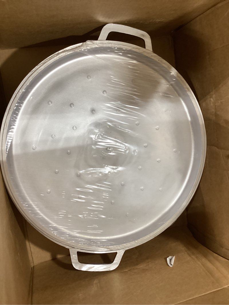 Condition photo showing Good Condition for imusa gau-80508 jumbo traditional natural caldero for cooking and serving, 18 quart, silver aluminum lid 18 qt