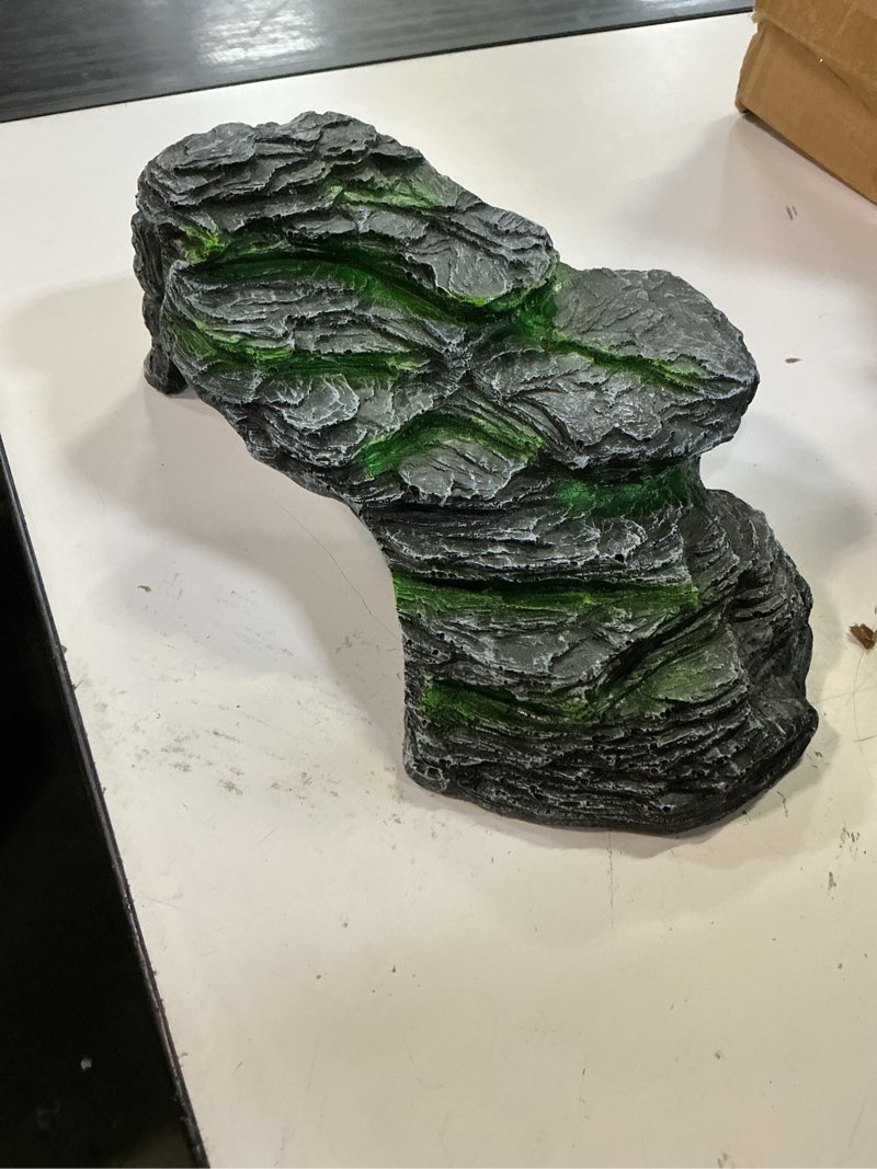 Condition photo showing Good Condition for turtle basking platform small tortoise dock resting rock turtle climbing ramp shale step ledge aquarium terrarium decor for tortoise bearded dragon lizard chamelon frog gecko snakes iguana betta fish