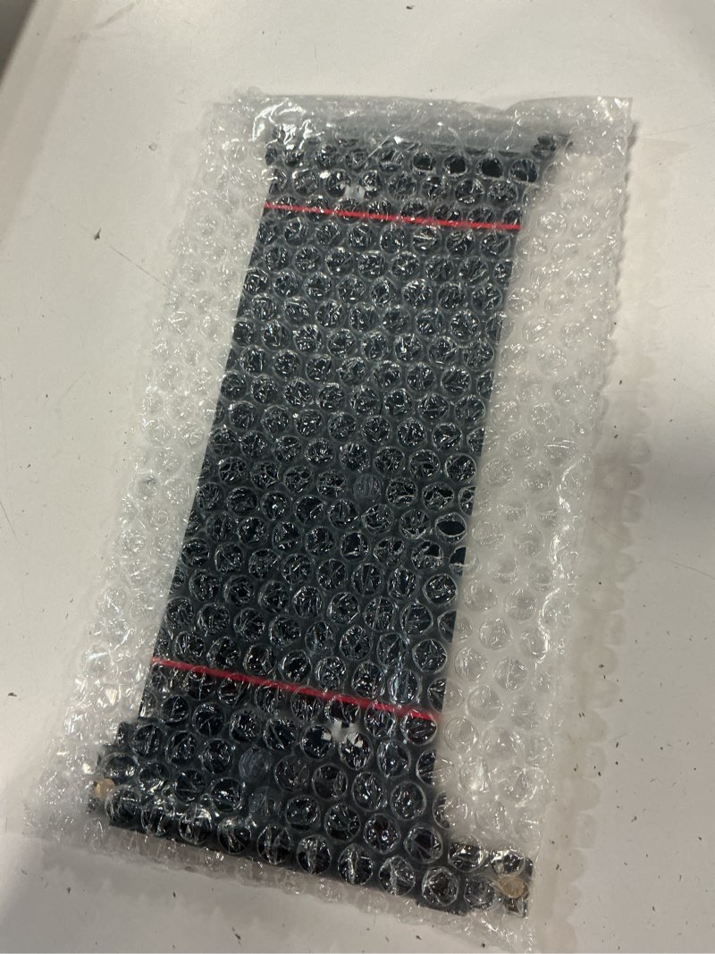 Condition photo showing Good Condition for thermaltake tt premium pci-e 4.0 200mm flexiable extender with 90 degree adapter, ac-060-co1otn-c2