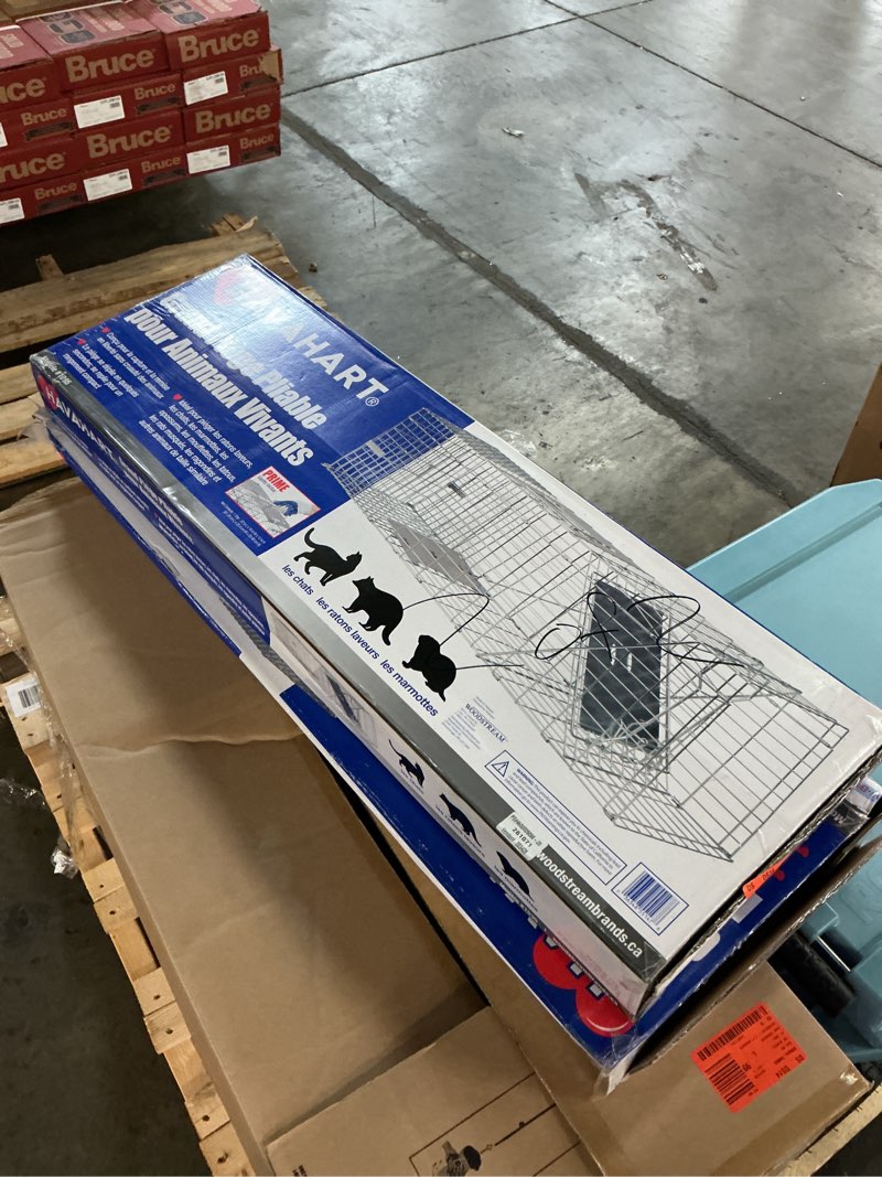 Condition photo showing New/Like New for havahart large collapsible live animal cage trap for raccoon, opossum, groundhog, and feral cats