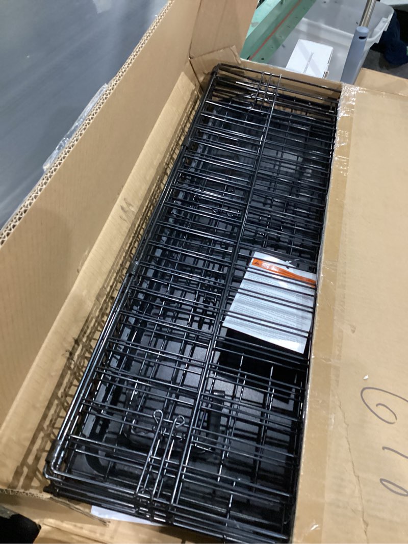 Condition photo showing Good Condition for amazon basics portable, foldable metal wire dog crate with removable tray, single door, divider panel, quick setup, 30 x 19 x 21 in, black 30.0"l x 19.0"w x 21.0"h single door w/ divider
