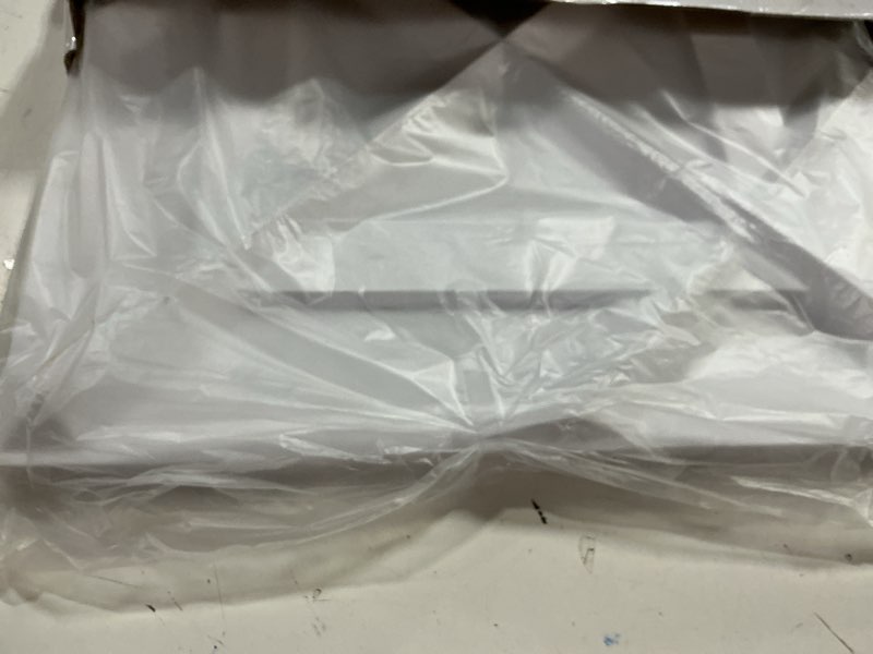 Condition photo showing Good Condition for Art3d PVC 3D Wall Panel, Decorative Wall Tile in White 12-Pack 19.7"x19.7"