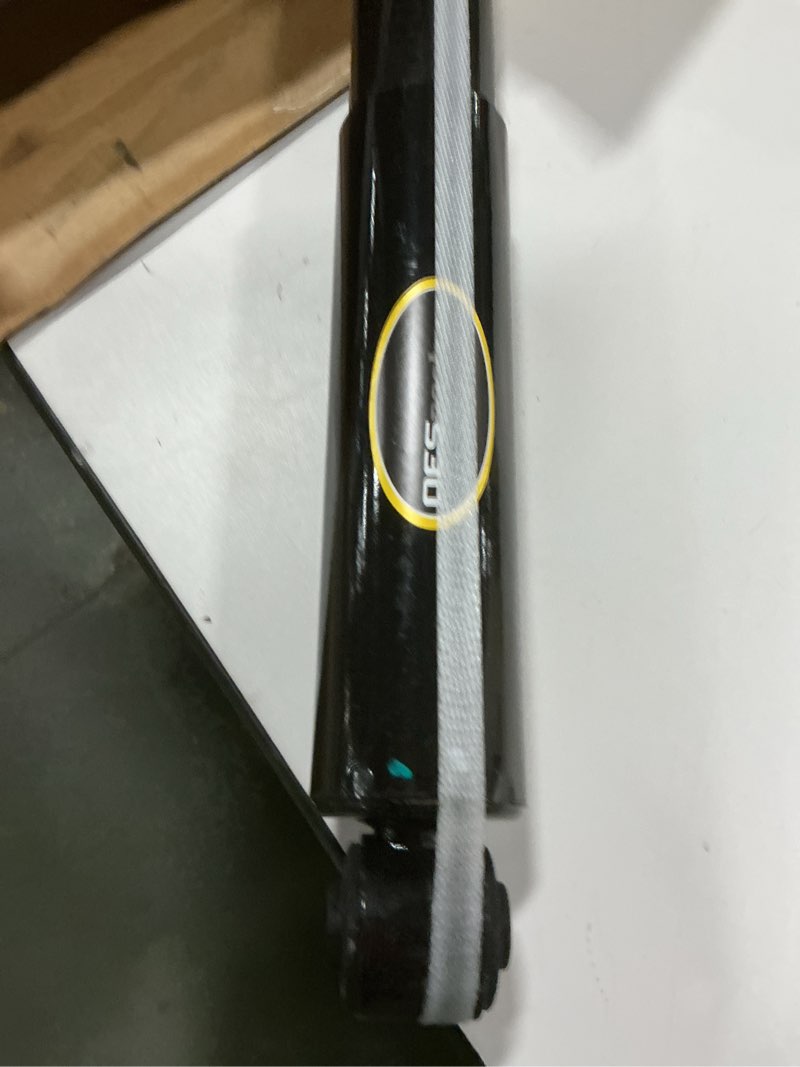 Condition photo showing Good Condition for Monroe OESpectrum 37203 Suspension Shock Absorber for Jeep Liberty