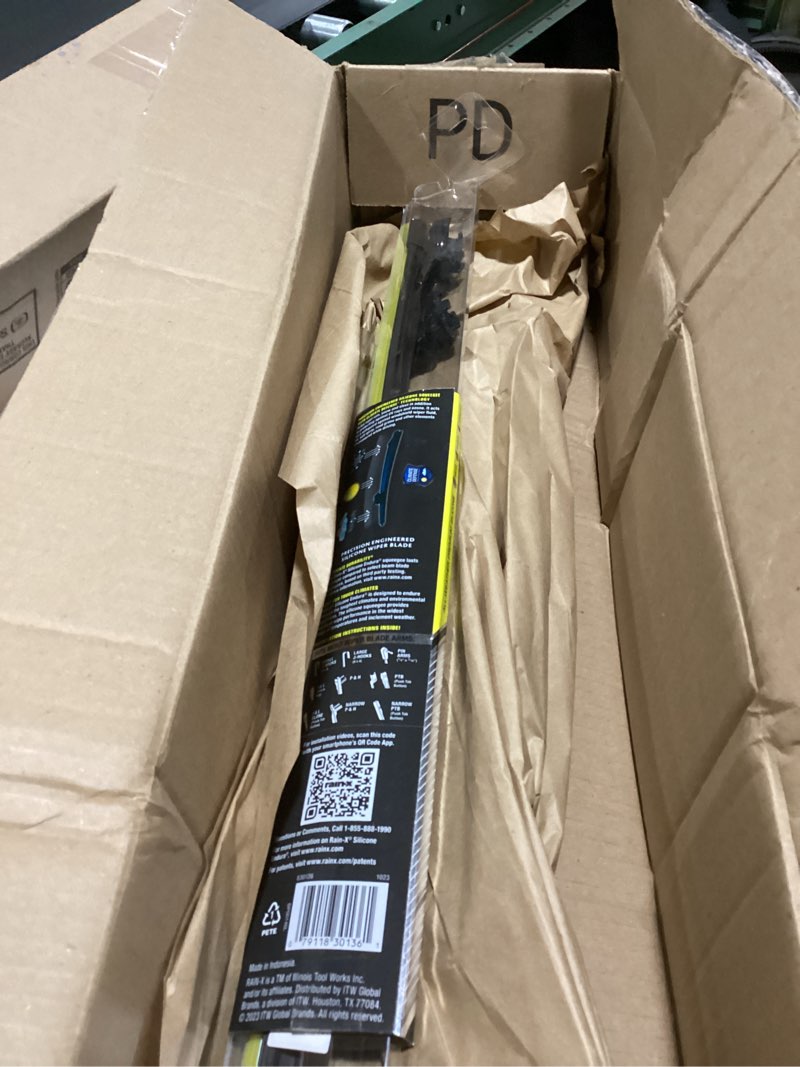 Condition photo showing Good Condition for rain-x 830126 silicone endura wiper blades, 26 inch windshield wipers (pack of 1), automotive replacement windshield wiper blades with two times longer-lasting resilient silicone rubber squeegee 26" endura