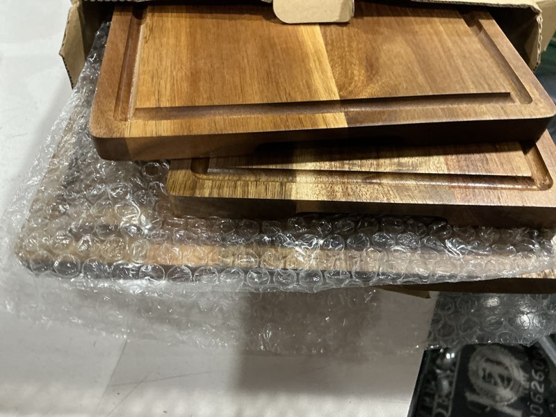 Condition photo showing Good Condition for 3 pack solid acacia wood cutting boards set, hardwood chopping boards for kitchen, reversible multipurpose board, decorative charcuterie board, bread cheese serving tray