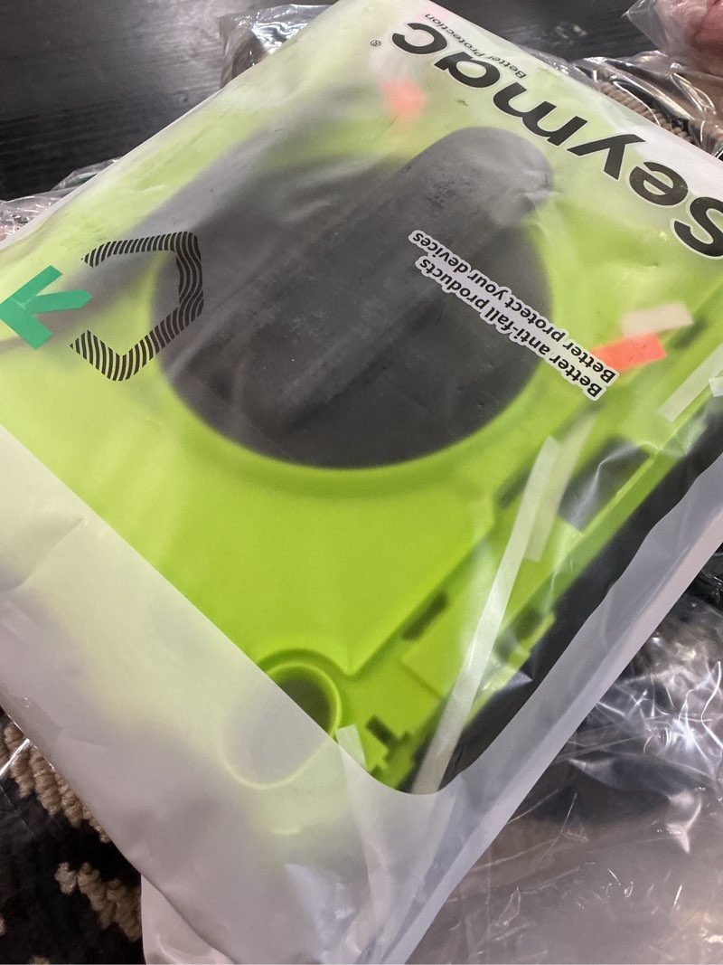Condition photo showing Good Condition for seymac for ipad air 13 inch case m4 / m3 / m2 (2026/2025 / 2024), heavy duty shockproof protective case with screen protector, 360° rotating stand, hand/shoulder strap and pen holder, green black /green for ipad air 13 inch