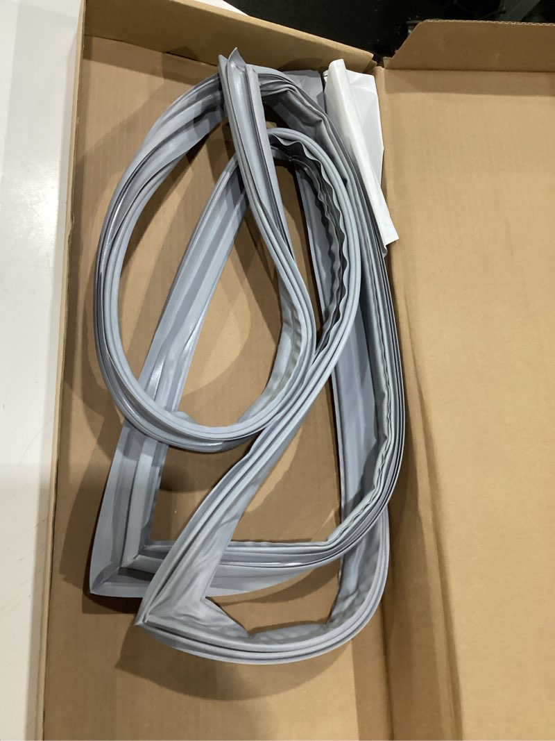 Condition photo showing New/Like New for upgraded 241872502 refrigerator door gasket replacement compatible with frigidaire electrolux refrigerators parts 240370902, 240514602 french door seal cfht1513lz1 cfht1513lz2 freezer door gasket