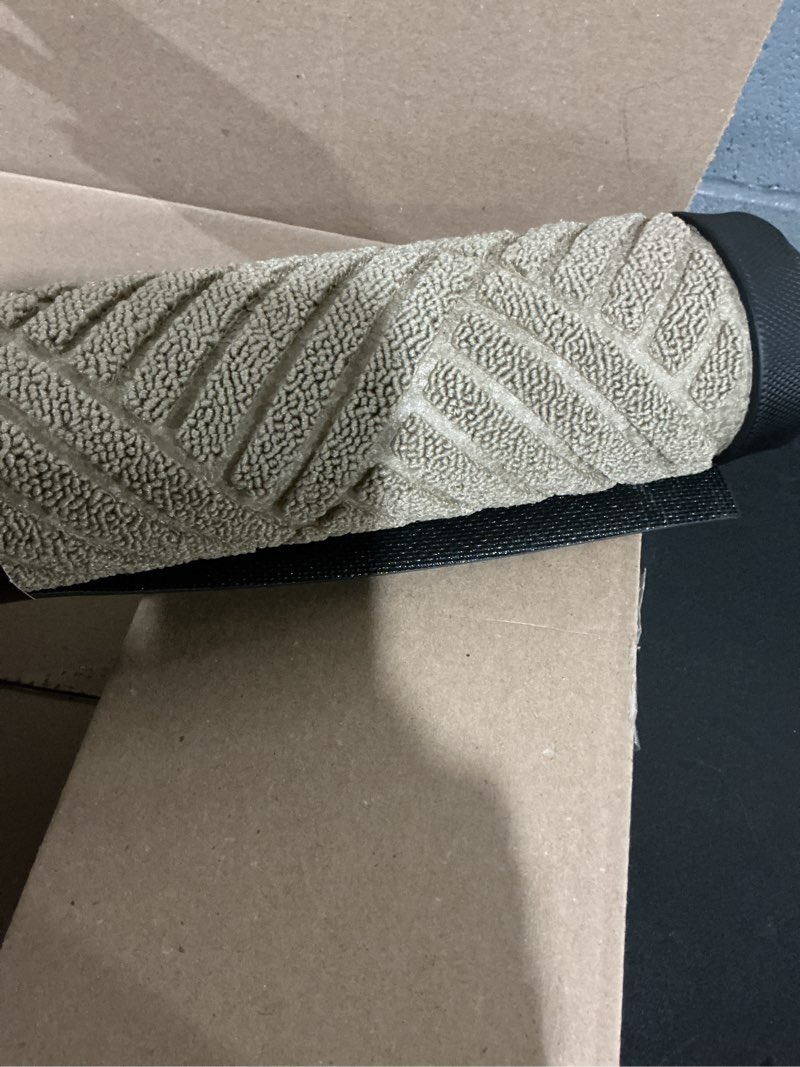 Condition photo showing Good Condition for gorilla grip 100% waterproof all-season weathermax doormat 35x23, us designed natural rubber, stain and fade resistant, low profile indoor outdoor door mats, easy clean patio mat, latte quatrefoil beige quatre 35" x 23"