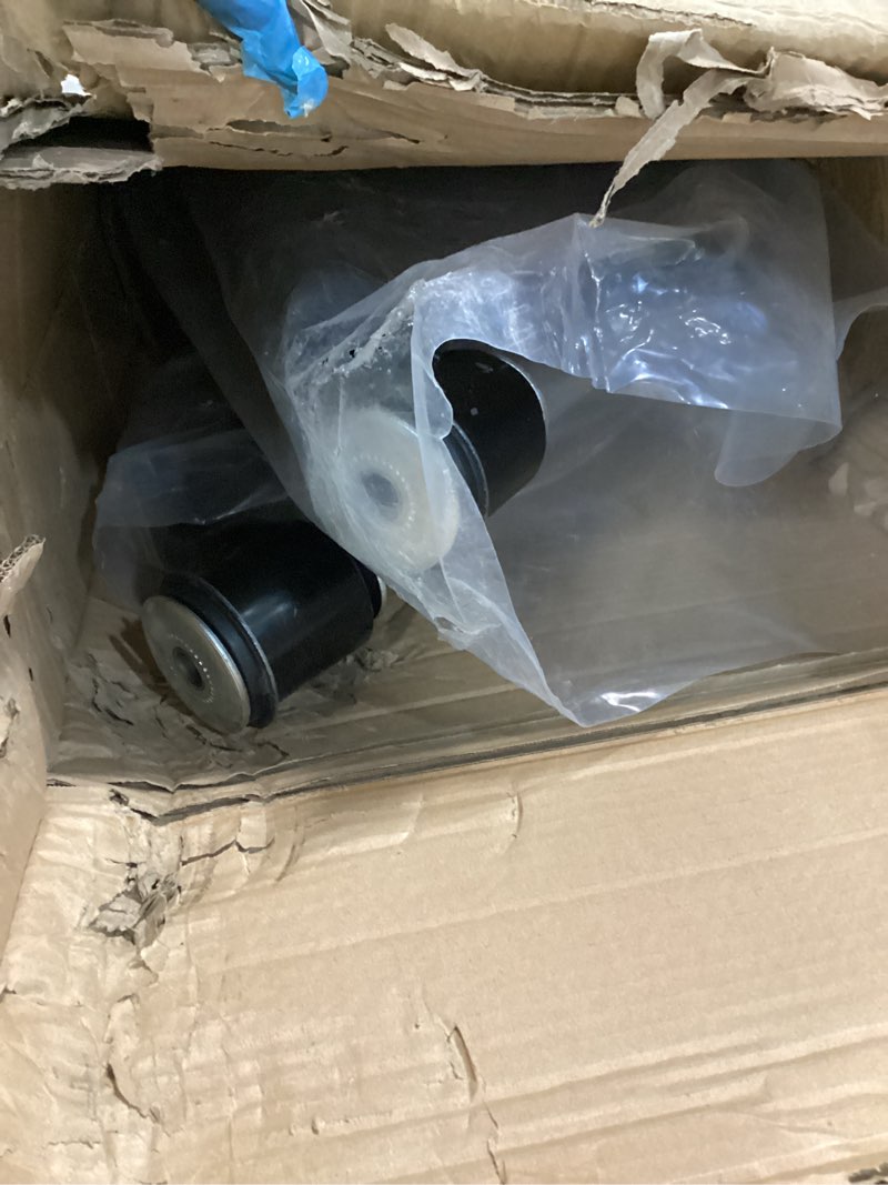 Condition photo showing Good Condition for 2Pcs Front Left and Right Lower Suspension Control Arm for Toyota 4Runner 2010-2024, FJ Cruiser 2010-2014